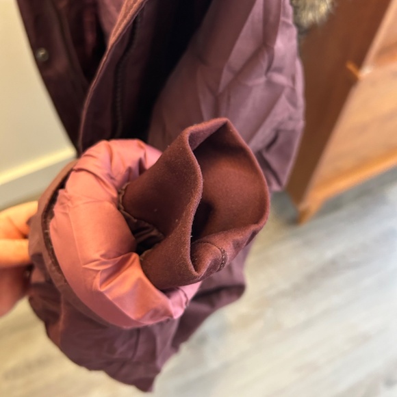 The North Face Arctic Parka Woman Brown/Burgundy - Picture 6 of 8
